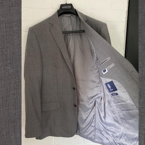 Lands End suit jacket. NWT - Picture 3 of 7